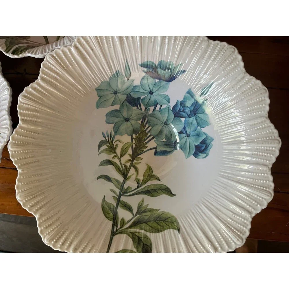 Shabby Chic Nesting Set of 4 Flower shaped Melamine Serving Bowls White